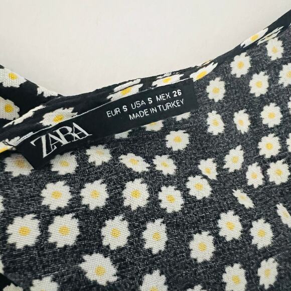 Zara Ditsy Floral Print Puff Short Sleeve Wide Leg Jumpsuit Size s small - Picture 3 of 5